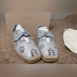 ALEXANDRE BIRMAN CLARITA SUMMER SLIPPER EMBROIDERY IN SERENE BLUE